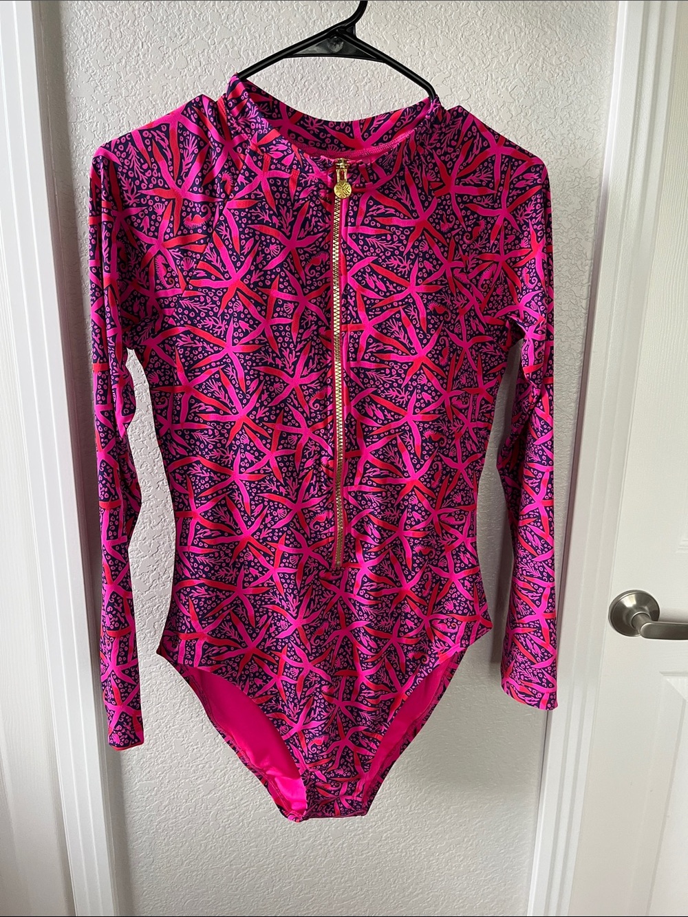 Lilly Pulitzer "Star Searching" Randee rash guard swimsuit - Size 10 NWT